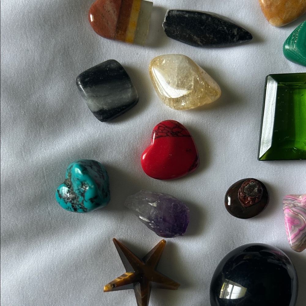 Natural Assorted Stone And Crystals Collection - Picture 7 of 16